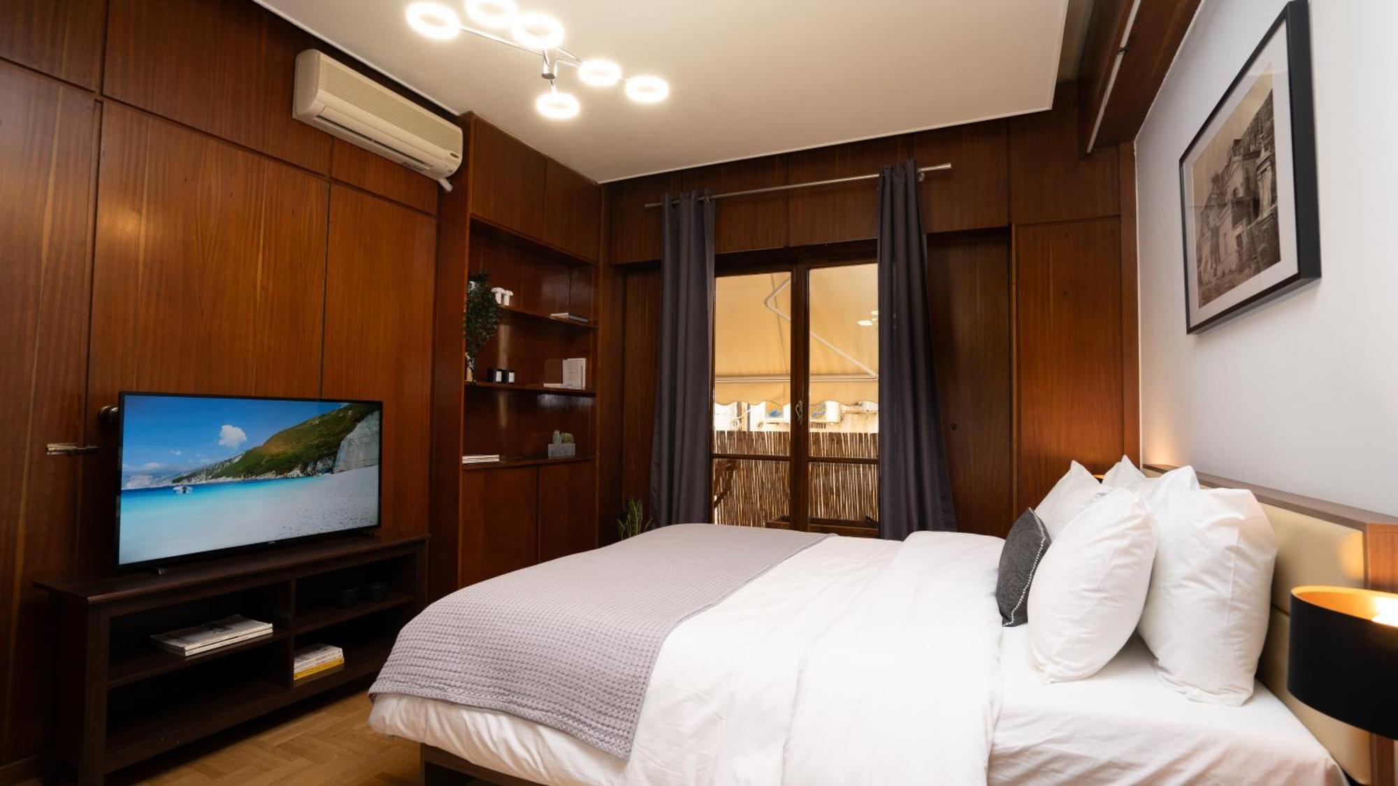 Quiet City Center Apt On A Pedestrian Street Atenas Exterior foto