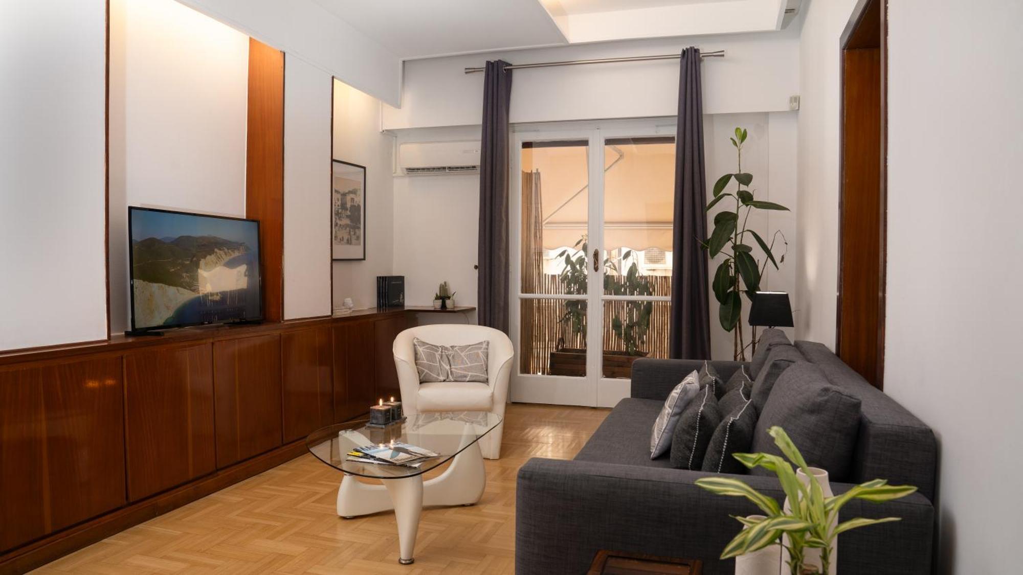 Quiet City Center Apt On A Pedestrian Street Atenas Exterior foto